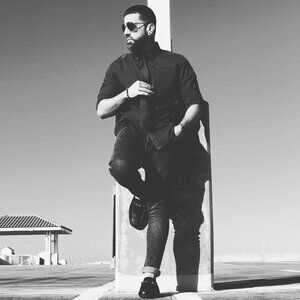 Meet your Posher, Roberto